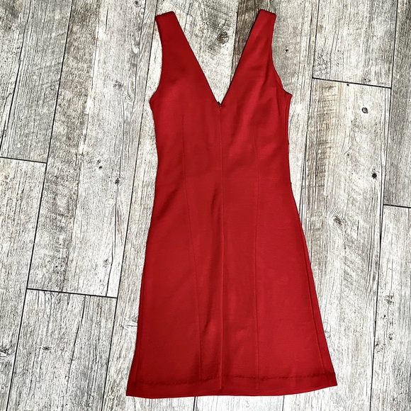 Banana Republic | plunging V neckline red dress - Picture 4 of 4